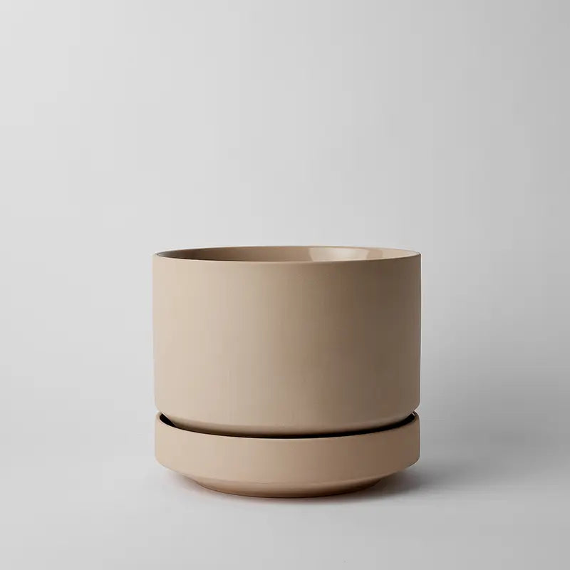 Round Two Planter