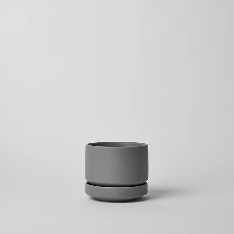 Round Two Planter