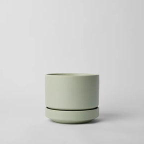 Round Two Planter